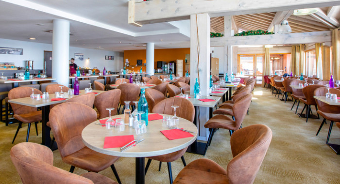 Hotel des Deux Domaines, La Plagne: Belle Plagne ski chalet, image 4